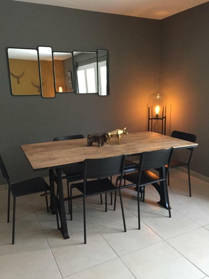 La Maison Des Amis * Maillane